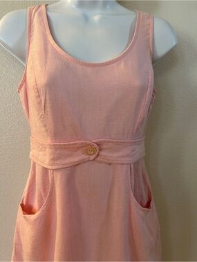 Vintage Sleeveless Light Pink Cotton Pocket Dress with Button Waist